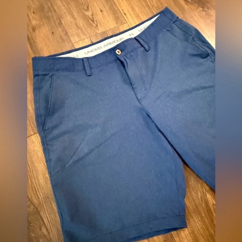Under Armour Men's Heatgear Performance Golf Shorts Navy Blue Size 40